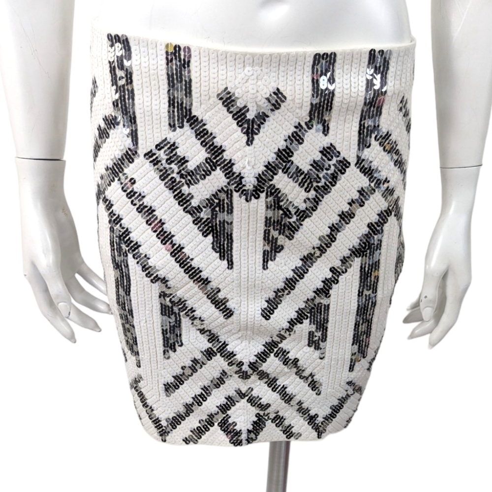 Express Sequin Skirt Mini Womens Medium White Silver Stretch Cocktail Party